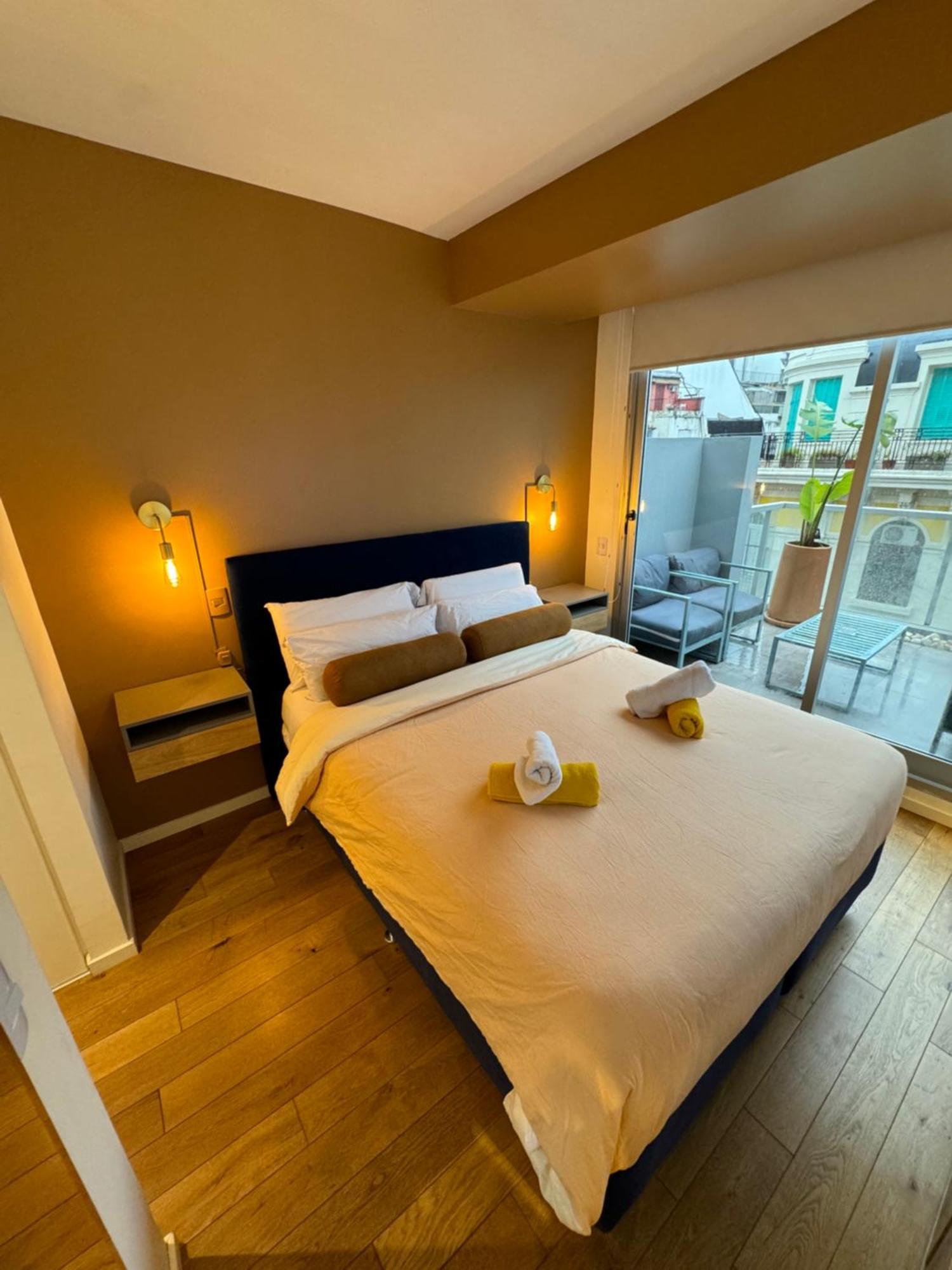 Foster Recoleta Apartment Buenos Aires